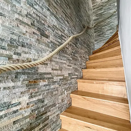 Havre De Tranquillite A